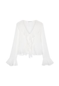 Blusa bianca con maniche lunghe, scollo a V, dettaglio arricciato sul davanti e polsini svasati. Realizzata in tessuto leggero con una texture liscia.