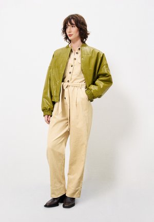 FRNCH RITA - Bomberjacks - olive