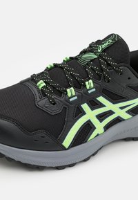 ASICS SCOUT 3 - Chaussures de running - black/illuminate green