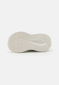 Thumbnail Image 5