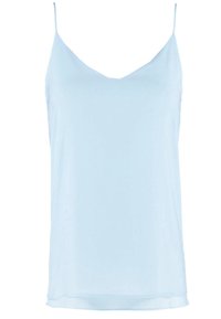 Camisola azul claro hecha de un tejido suave. Presenta tirantes finos, un escote en V y un corte relajado. El dobladillo es ligeramente curvado.