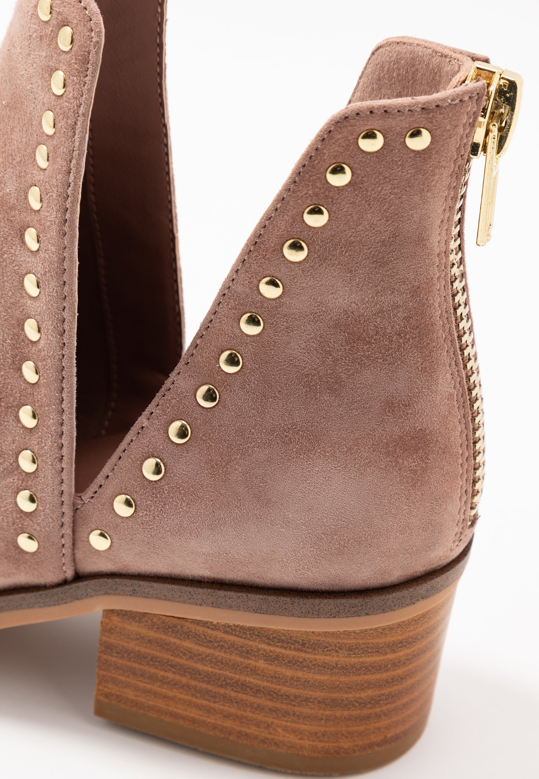 steve madden conspire booties