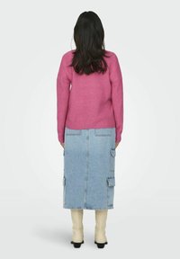 ONLY ONLCAMILLA V NECK - Stickad tröja - azalea pink