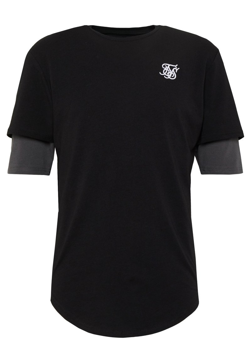 Czarny krótki rękaw T-shirt nałożony na szary długi rękaw, z białym haftowanym logo na górnej lewej części klatki piersiowej.