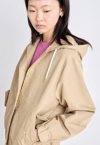 GANT LIGHT JACKET - Vasaras jaka - dark khaki