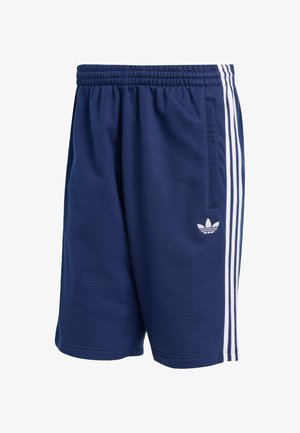 Granatowe spodenki sportowe wykonane z miękkiego materiału, wyposażone w elastyczny pas, boczne kieszenie oraz trzy białe paski po bokach.