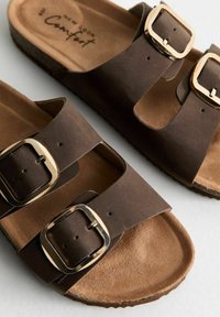 New Look FAUX SUEDE BUCKLED STRAP - Sandalias - rust