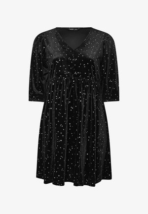 Abito in velluto nero con scollatura a V, maniche a tre quarti e vita arricciata, caratterizzato da motivi di stelle argentate su tutta la superficie.