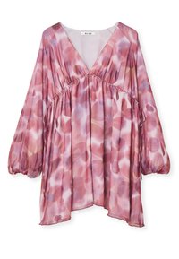 Vloeiende roze en paarse bloemenblouse met lange, gepofte mouwen, V-hals, gathered taille en losse pasvorm.