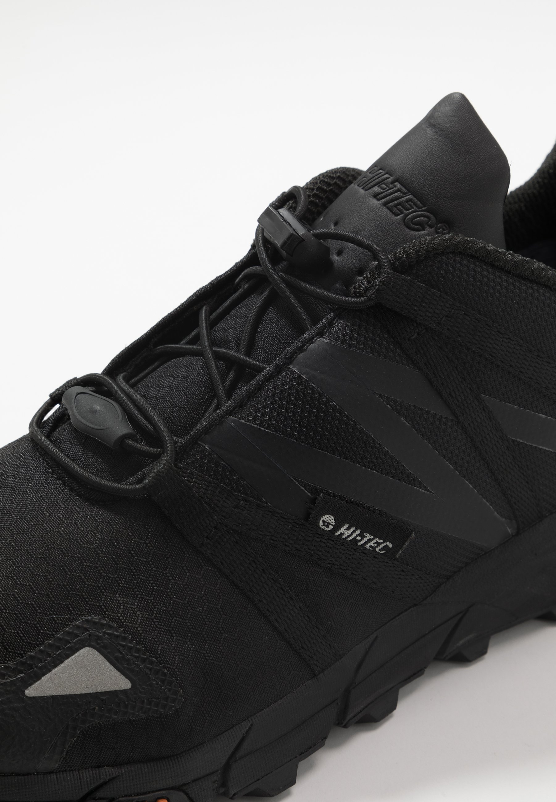 V LITE TRAIL RACER LOW Hikingskor black V LITE TRAIL RACER LOW Hikingskor black