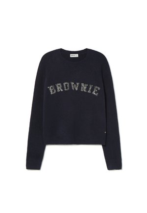 Jersey azul marino con cuello redondo, mangas largas y "BROWNIE" en letras plateadas decorativas en el pecho. Textura suave.