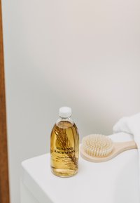 Susanne Kaufmann MOUNTAIN PINE BATH - Kosmetyki do kąpieli