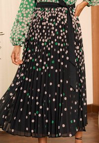 Love & Roses REGULAR FIT - MONO SPOT  MIDI  - Maksi suknelė - green