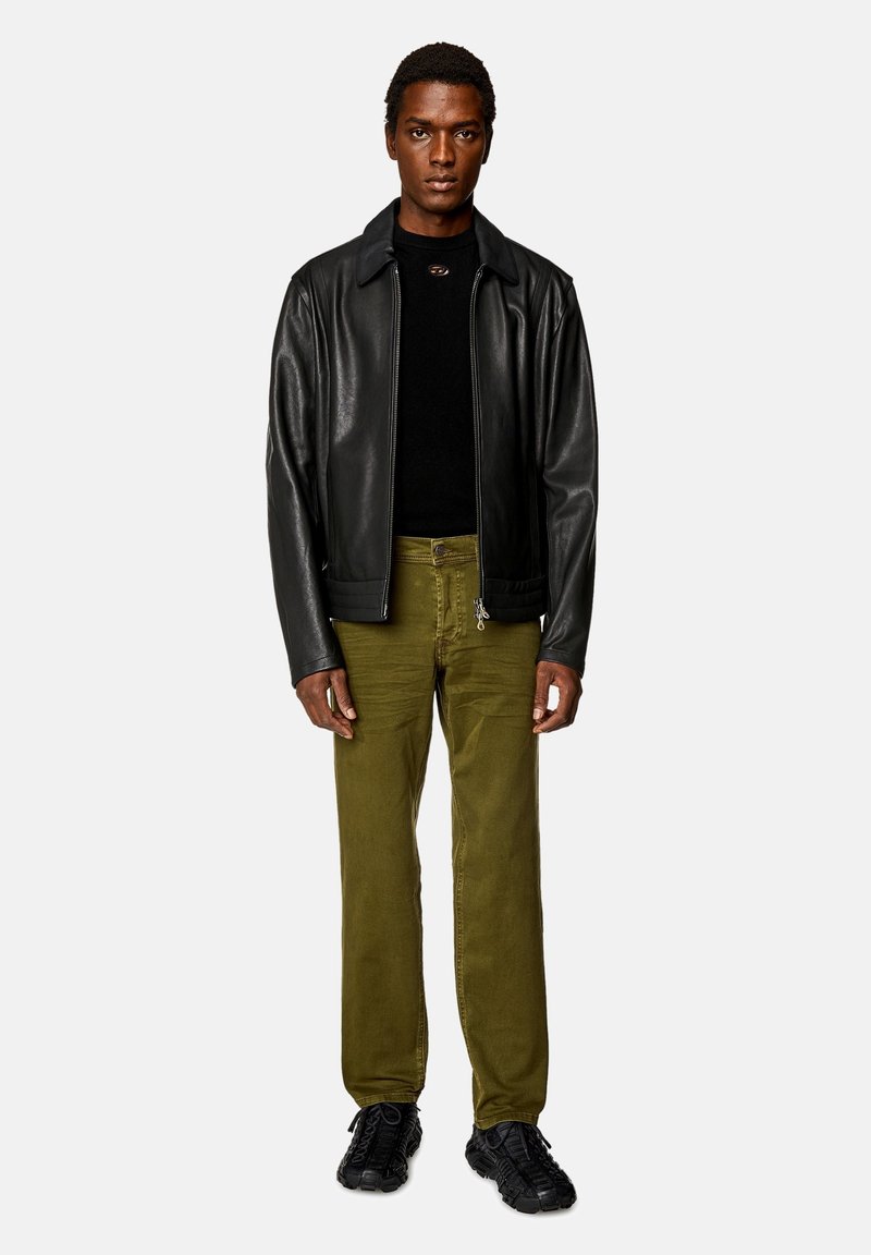 Diesel Jeans Tapered Fit kaki Diesel Jeans Tapered Fit kaki