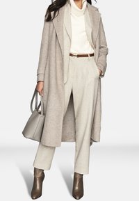 Reiss Sweter