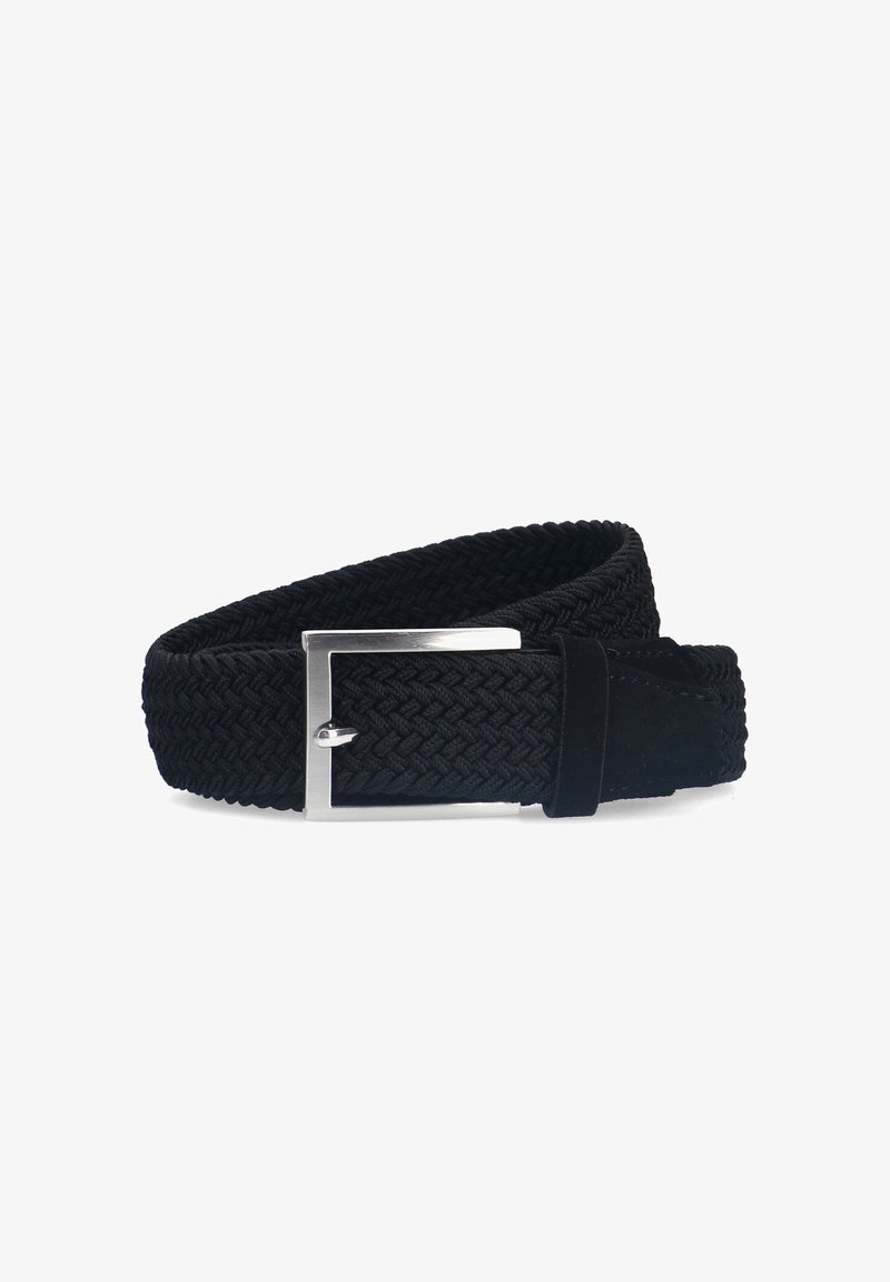 Zwarte gevlochten riem met een rechthoekige zilveren metalen gesp. Bevat een gestructureerd patroon en een zachte stoffen achterkant.