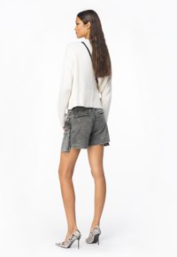 Pinko SPARTA 
 - Shorts vaqueros - limo black