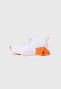 Nike Performance FREE METCON 6 - Chaussures fitness - white/black/safety orange/blanc - ZALANDO.FR