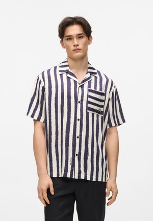 IKON STRIPED BOWLING - Camisa - cannoli cream