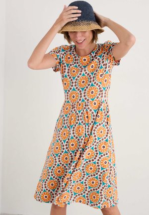 Seasalt Cornwall APRIL - Jersey dress - orange daisy stamp azurite