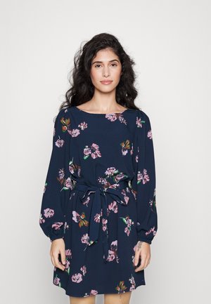 Vero Moda Petite VMLYDIA SHORT DRESS - Vestito casual - navy blazer/lana