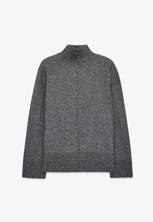 Tumehall kootud kampsun kõrge kaelusega, pikkade varrukate, soonikkoes varrukaotste ja servaga, lamades siledal valgel taustal.