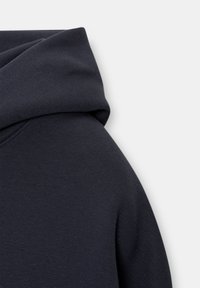 Thumbnail Image 8