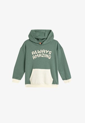 Groene hoodie met witte accenten, voorzien van een voorkantzak en "ALWAYS AMAZING" in grote, vetgedrukte letters op de borst gedrukt.