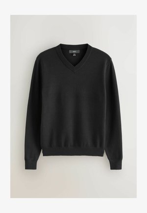 Schwarzer V-Ausschnitt-Pullover aus glattem, leichtem Material. Mit langen Ärmeln und gerippten Bündchen und Saum. Einfaches, einheitliches Design ohne Muster.