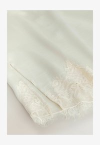 Non sélectionné, cream