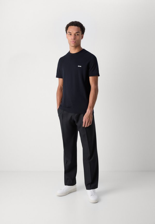 MOMENTUM LITE - Basic T-shirt2