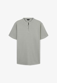 Non selezionato, salvia