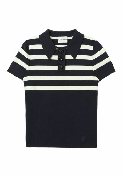 Polo a righe blu navy e bianche con colletto, patta con tre bottoni e un piccolo logo decorativo in basso. Tessuto a maglia liscia.