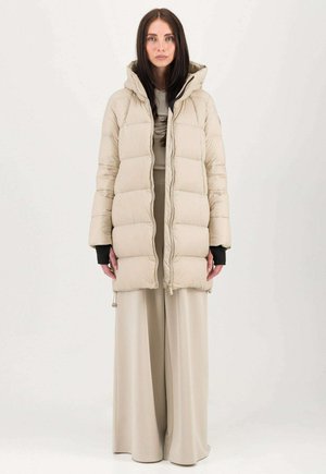 STOCKHOLM - Piumino lungo - chantilly