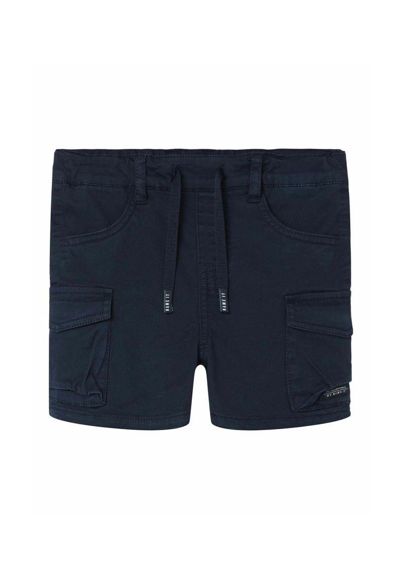 Pantaloni corti blu navy con vita regolabile, due tasche laterali e una tasca cargo. Realizzati in tessuto leggero con superficie liscia.