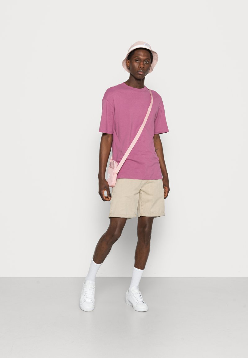 Herren Chino Shorts | The GoodPeople HEAT Shorts beige - LT17080 Herren Chino Shorts | The GoodPeople HEAT Shorts beige - LT17080