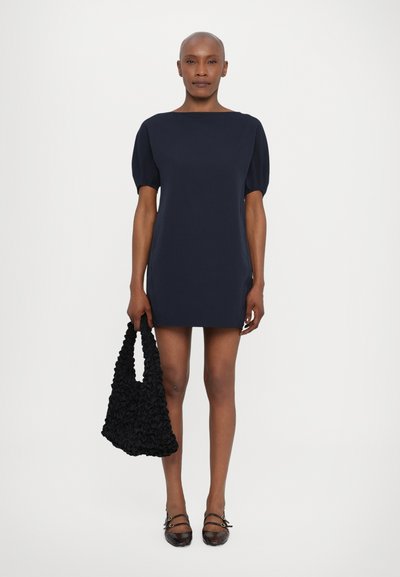 Loeffler Randall SMOCKED HOBO - Käekott - black