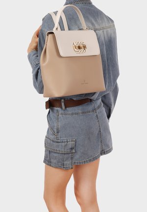 Queen Helena, M1107 - Zaino - khaki