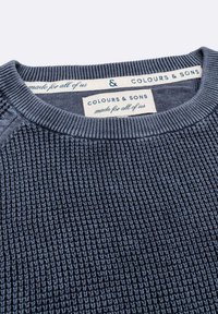 Colours & Sons ROUNDNECK - Strickpullover - dunkelblau