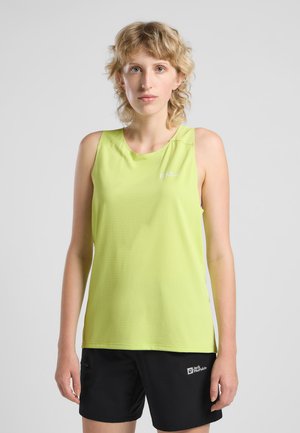 Top atletico senza maniche verde lime con tessuto testurizzato, scollatura rotonda e logo sul petto, abbinato a pantaloni corti neri con logo.