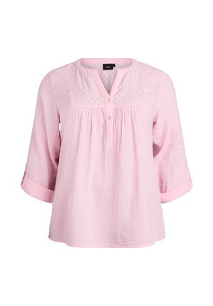 Hellrosa Bluse mit hochgekrempelten Dreiviertelärmeln, durchgeknöpfter Vorderseite und besticktem Passe.