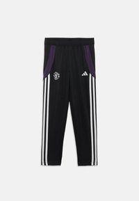 Svarta sportbyxor med lila sidopaneler, med vita ränder, en Adidas-logotyp och en Manchester United-emblem på framsidan.