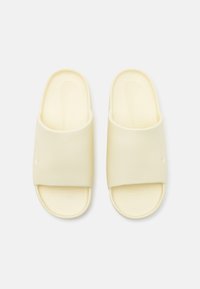 Nike Sportswear CALM - Mules - alabaster