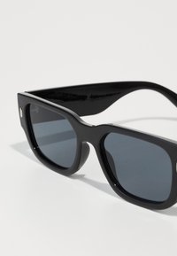 ALDO BROMPTON UNISEX - Päikeseprillid - black