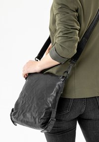 Aunts & Uncles MRS RAISIN COOKIE - Borsa a tracolla - black smoke