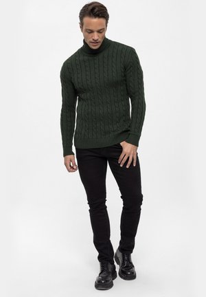 - Sweter
