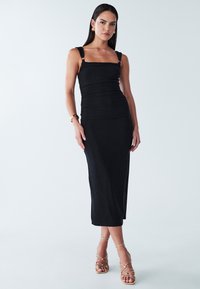 BWLDR Laisvo kirpimo suknelė - black