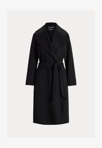 Επιλέχθηκε, black