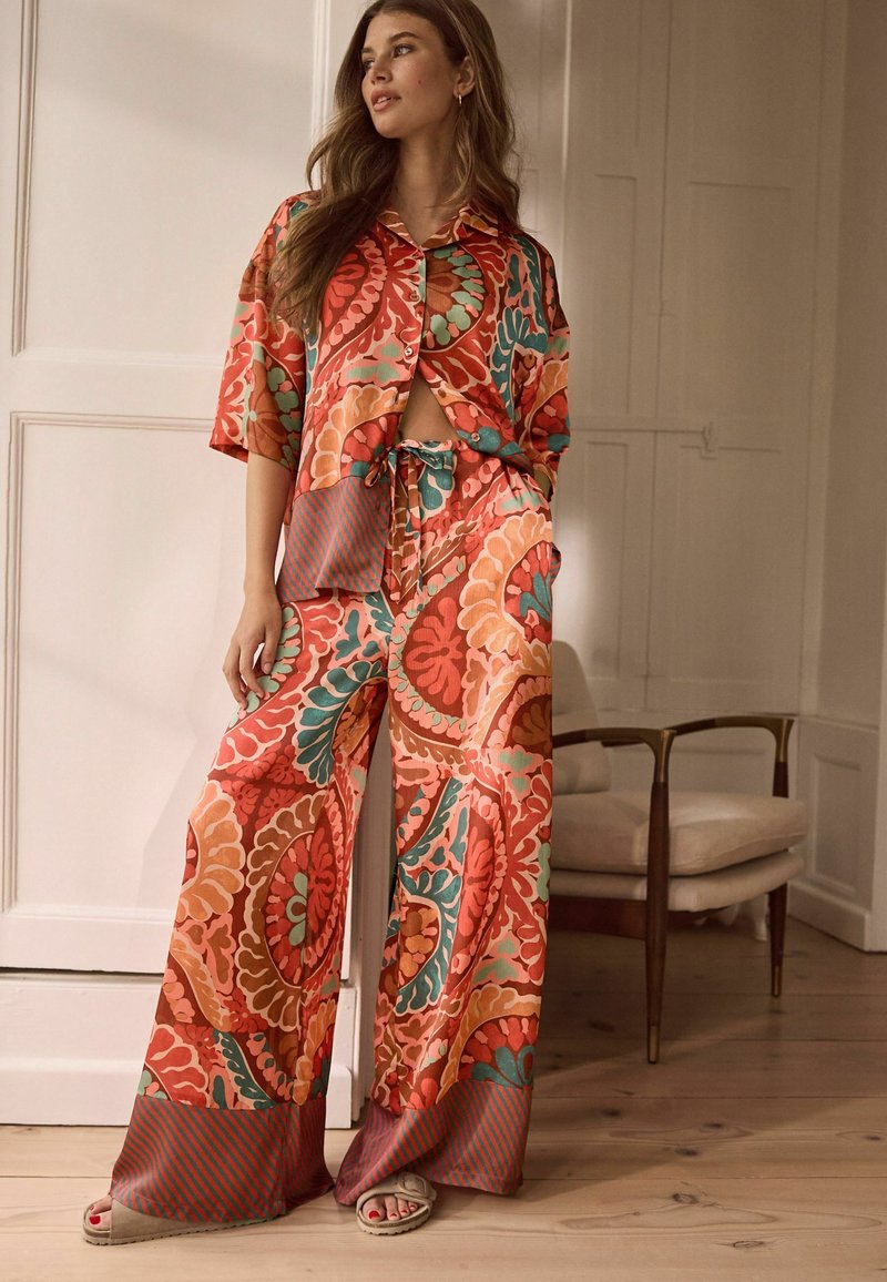 Next WIDE LEG CRINKLE - Püksid - brown multi paisley border print