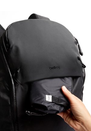 Bellroy, VENTURE TRAVEL 26L - Rucksack - jetblack